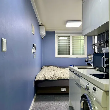 Cozy Studio Near Sadang Station